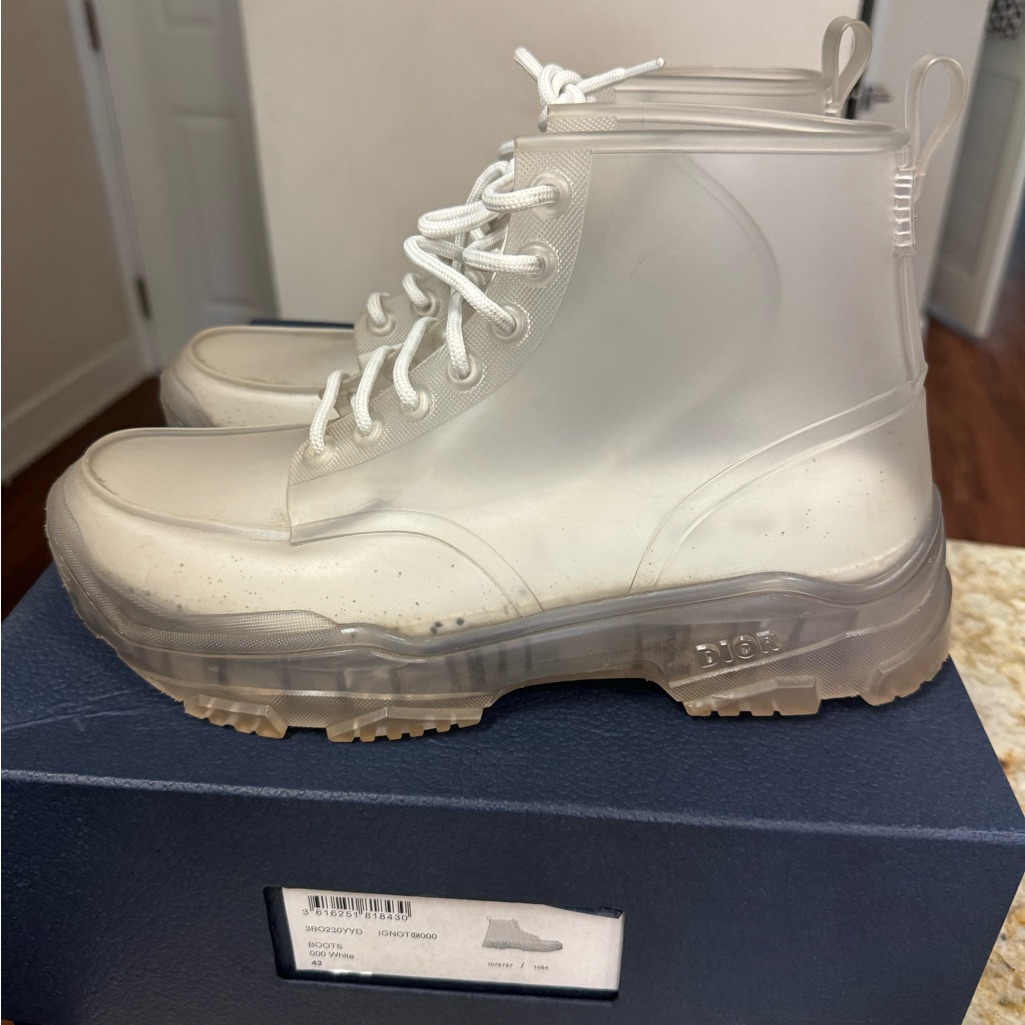 Can Use As A Snow Or Rain Boot